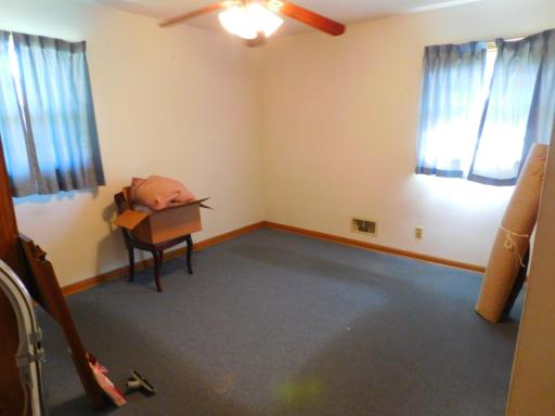 1087 Magnolia Avenue E, Saint Paul, MN 55106