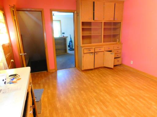 1087 Magnolia Avenue E, Saint Paul, MN 55106
