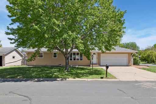 Welcome to 967 Sibley Street S, situated on a large corner lot in the Scenic Heights neighborhood of Shakopee.