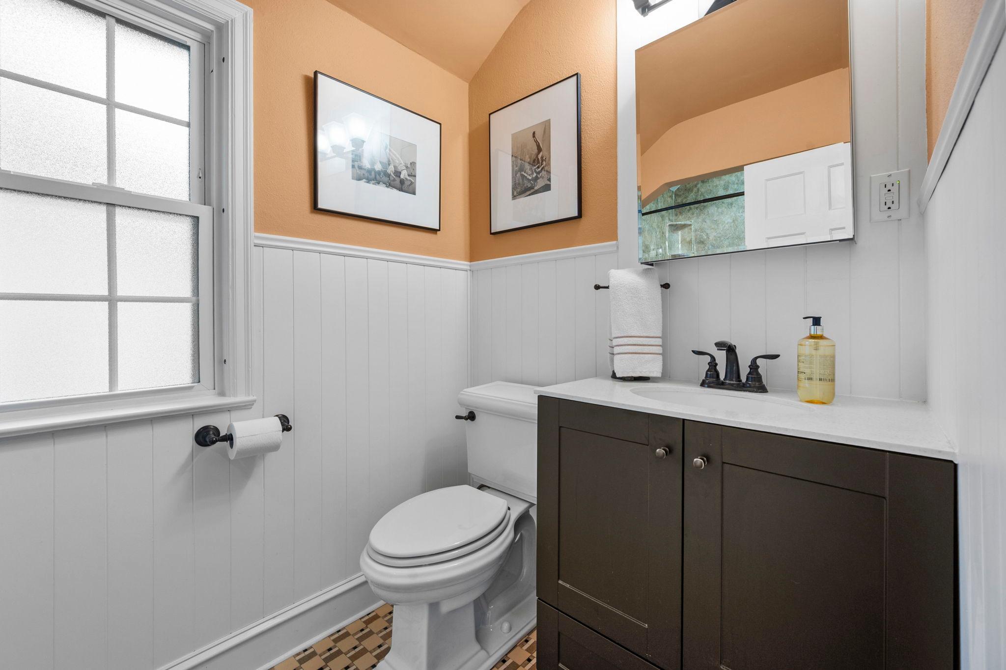 90-web-or-mls-200 Thomas Ave S-333.jpg