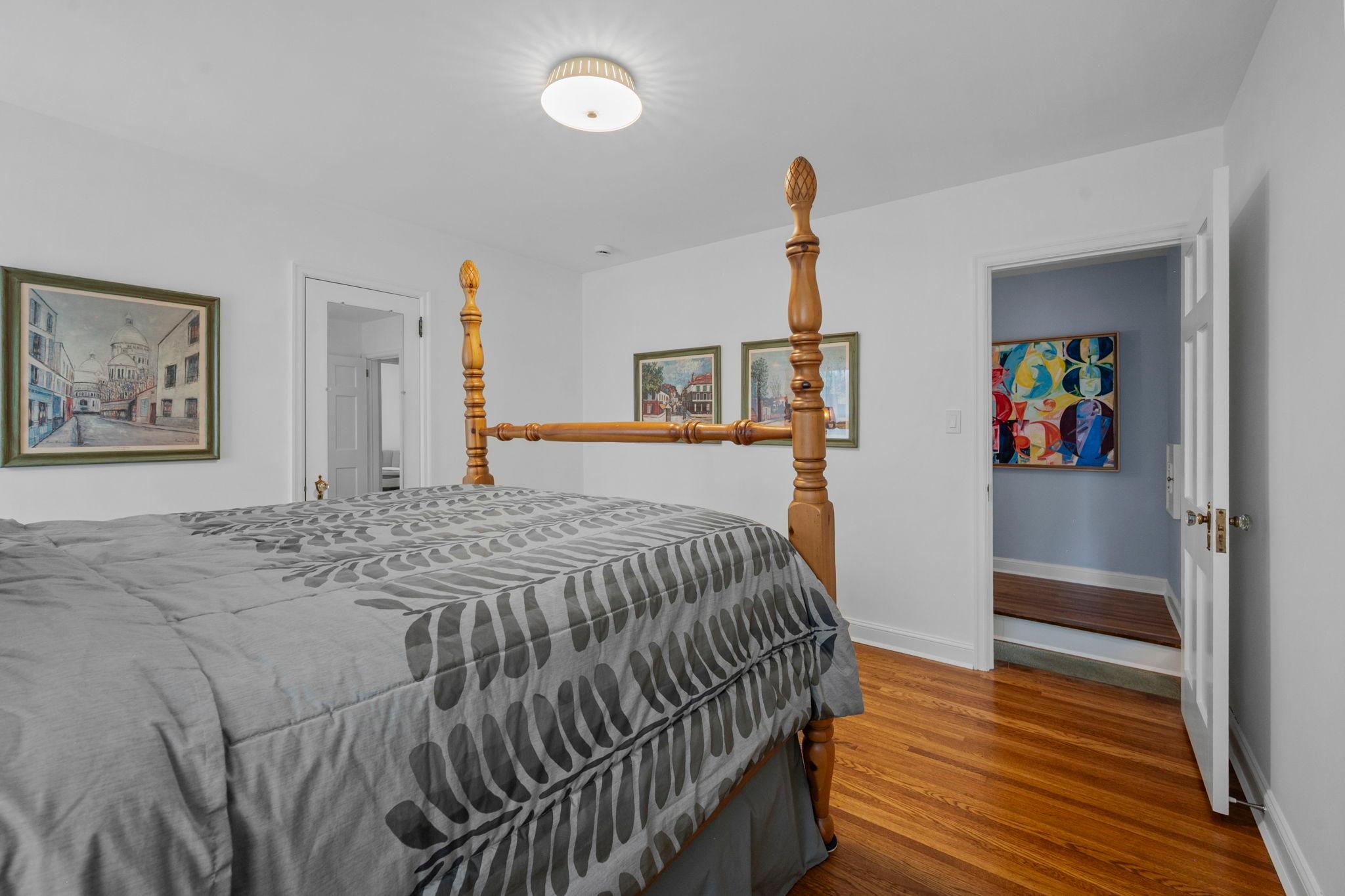72-web-or-mls-200 Thomas Ave S-260.jpg