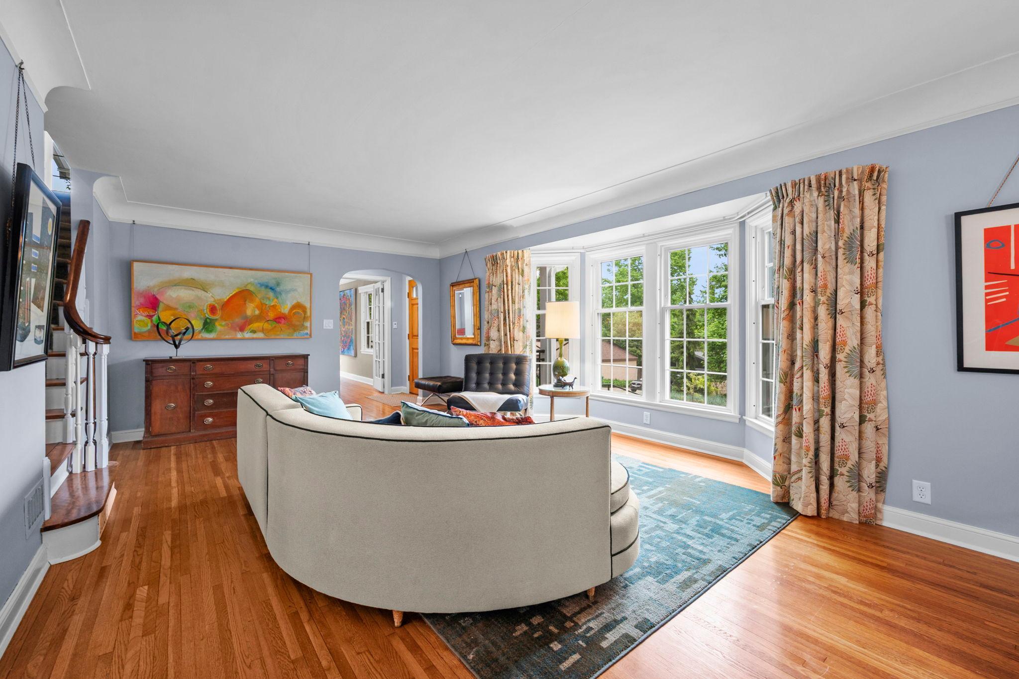 29-web-or-mls-200 Thomas Ave S-28.jpg