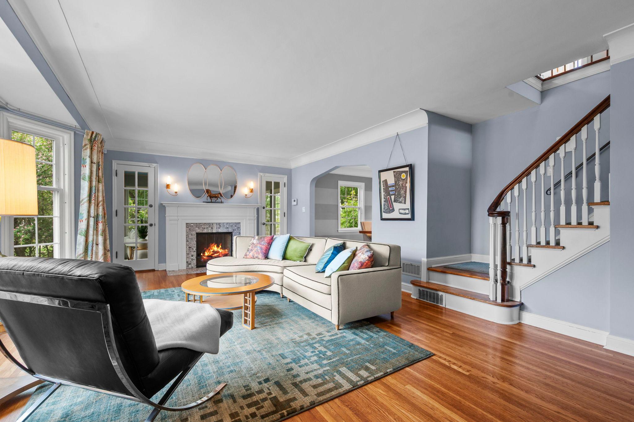 25-web-or-mls-200 Thomas Ave S-13.jpg
