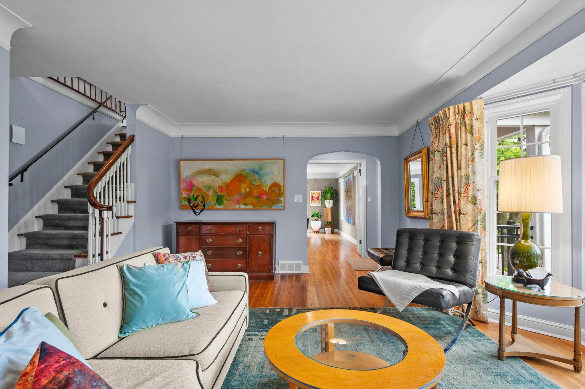 31-web-or-mls-200 Thomas Ave S-38.jpg