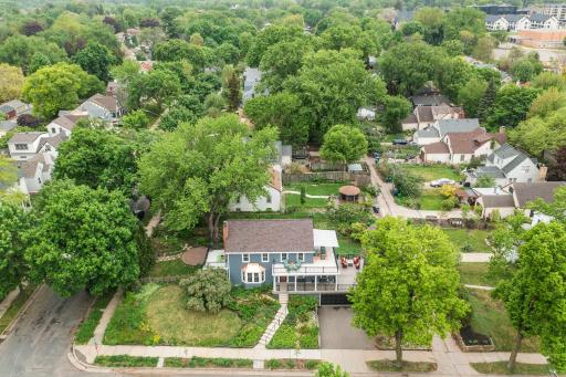 200 Thomas Avenue S, Minneapolis, MN 55405