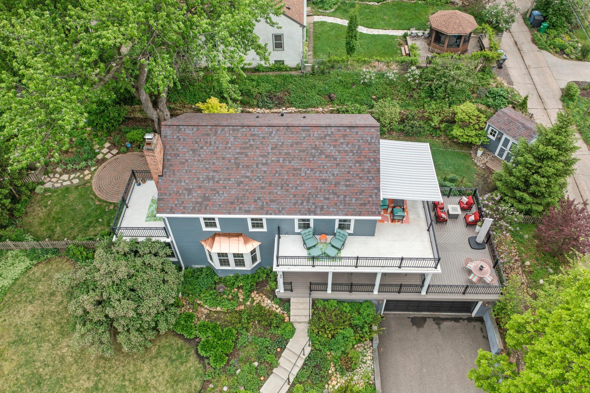 16-web-or-mls-200 Thomas Ave S-527.jpg