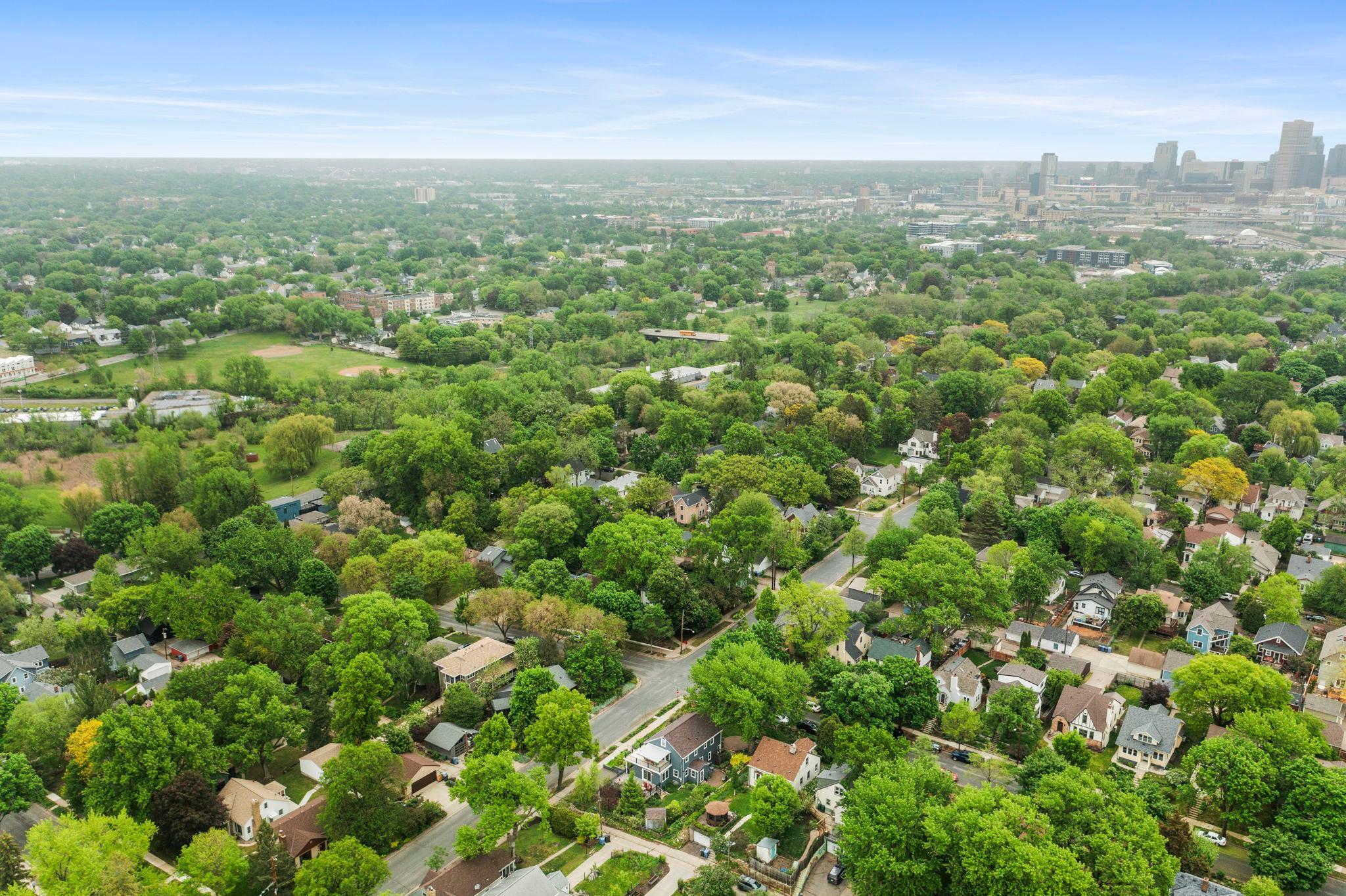 128-web-or-mls-200 Thomas Ave S-565.jpg