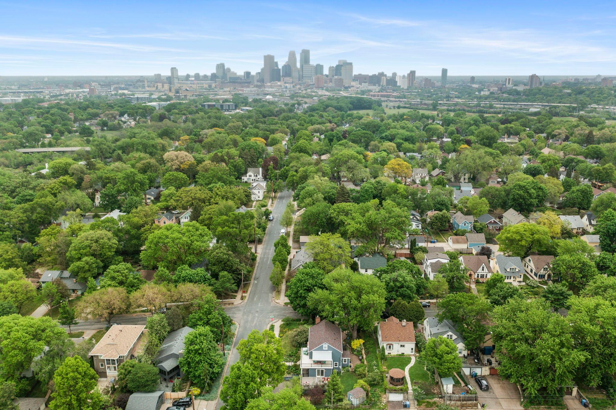 130-web-or-mls-200 Thomas Ave S-571.jpg