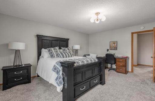 12849 82nd Place N, Maple Grove, MN 55369