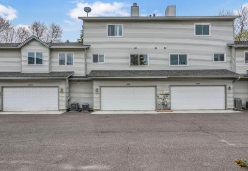 12849 82nd Place N, Maple Grove, MN 55369
