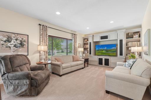 6073 146th Avenue NW, Anoka, MN 55303