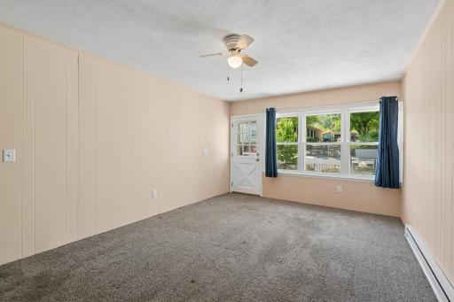 113 4th Street E, Carver, MN 55315