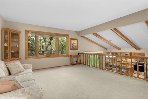 654 Tanglewood Drive, Saint Paul, MN 55126
