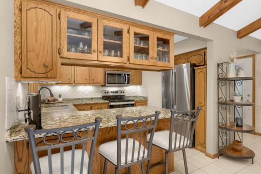 654 Tanglewood Drive, Saint Paul, MN 55126