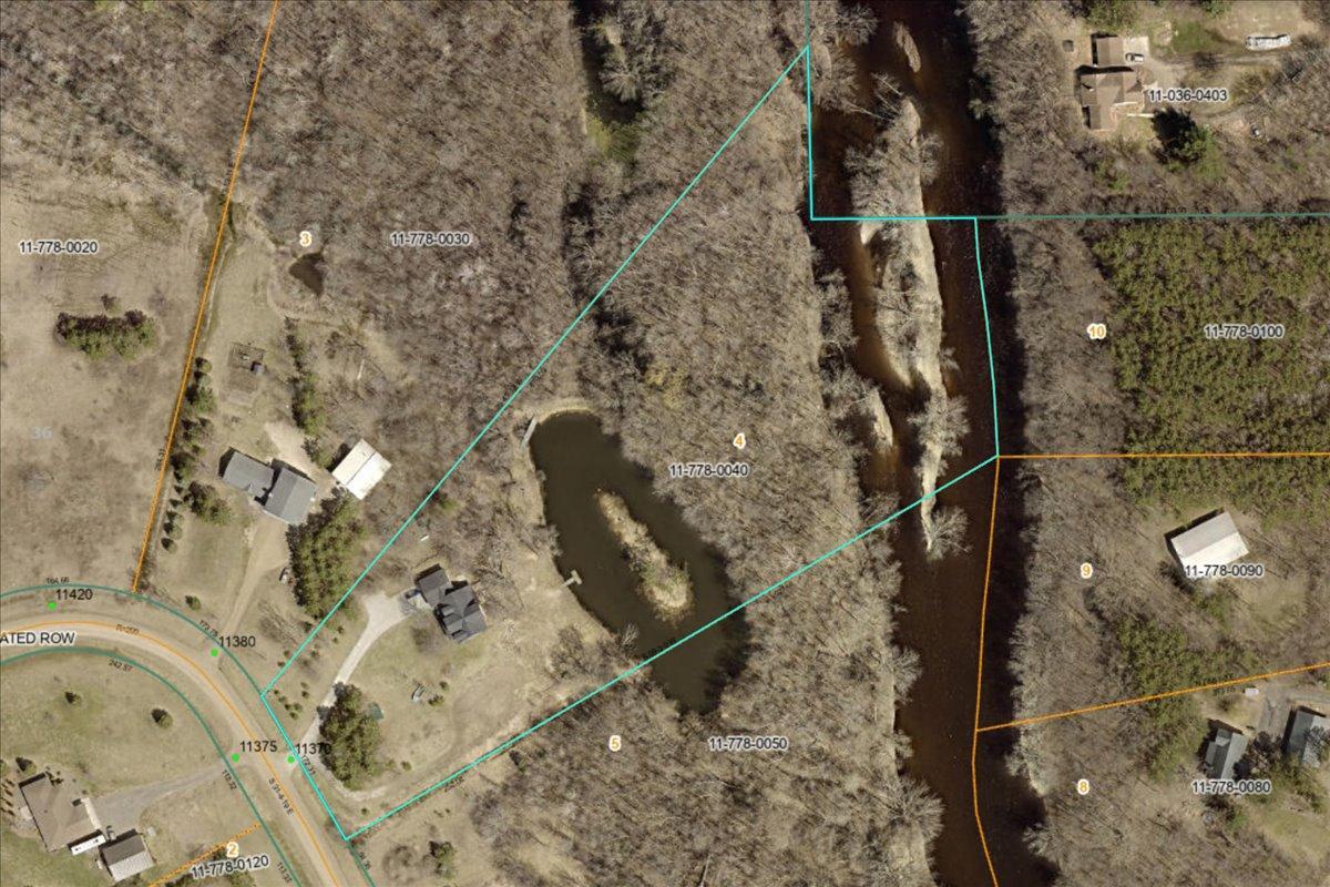 47-11370 Gem St_Milaca_property lines.jpg