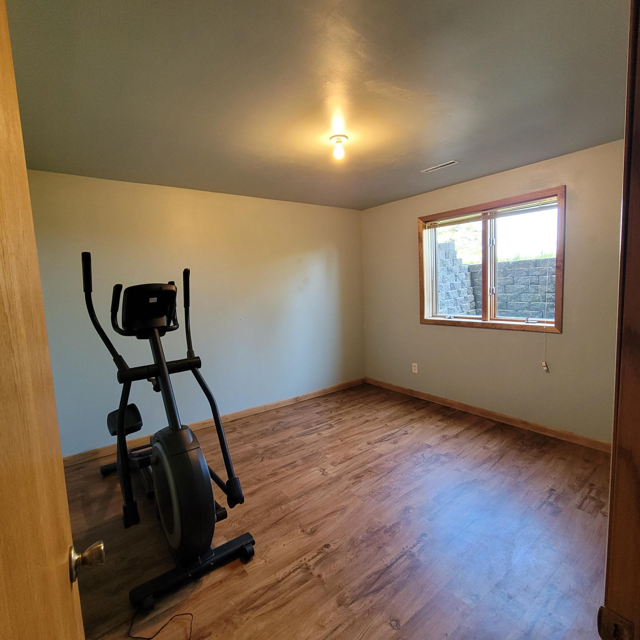 Lower Level Bedroom (2)