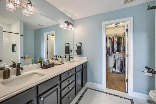 14340 Waterfall Court NW, Prior Lake, MN 55372