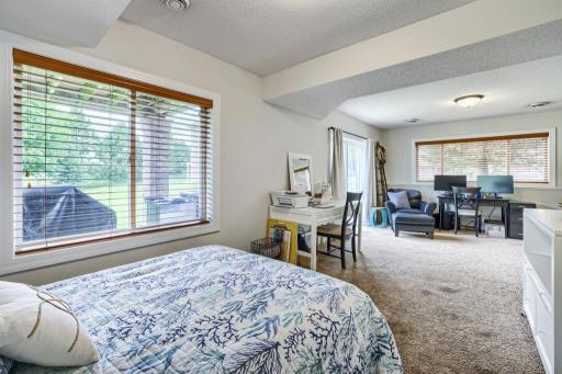 14340 Waterfall Court NW, Prior Lake, MN 55372