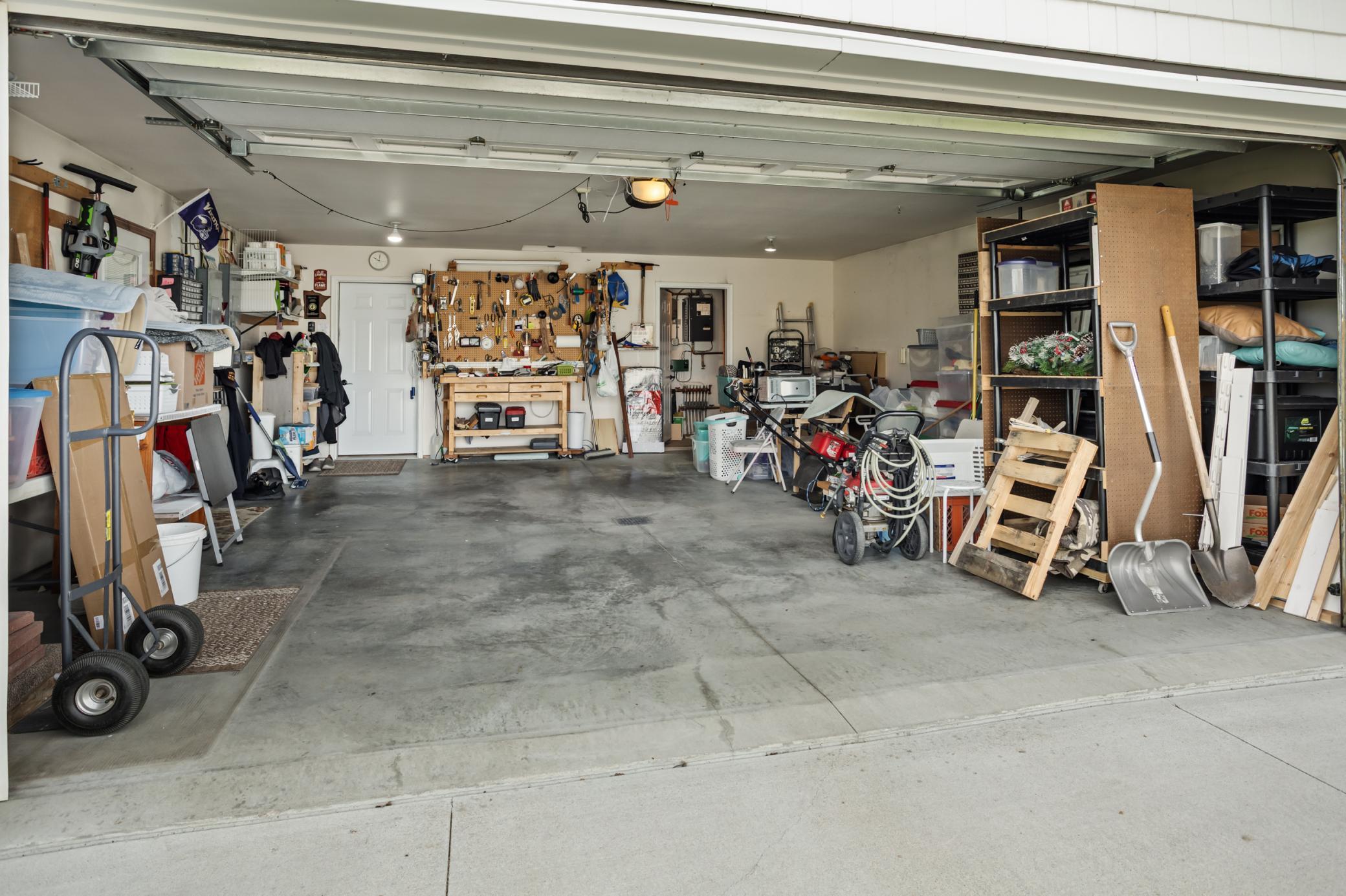 2314 Westgate Dr Hawley