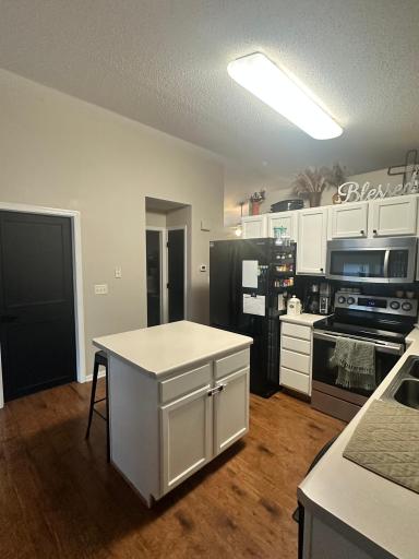 530 7th Street SW, Pine Island, MN 55963