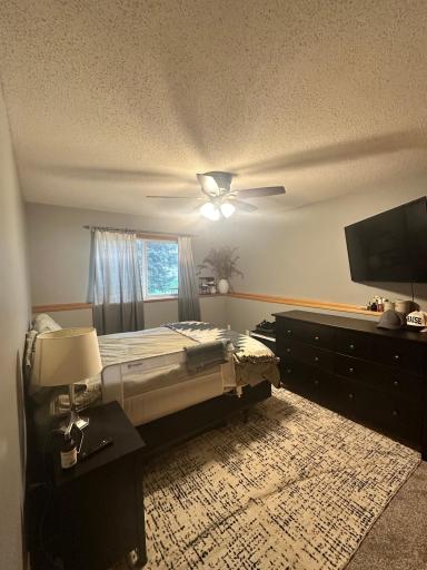 530 7th Street SW, Pine Island, MN 55963