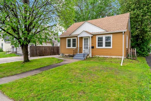 1131 Kingsford Street, Saint Paul, MN 55106