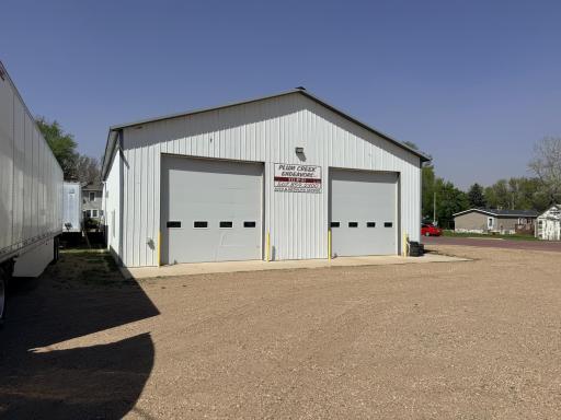 211 8th Street, Walnut Grove, MN 56180