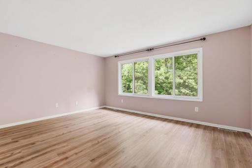 1827 Yuma Lane N, Minneapolis, MN 55447