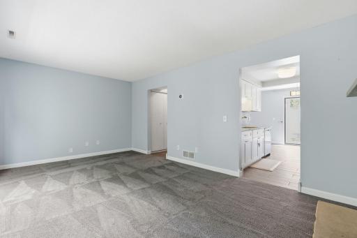 1827 Yuma Lane N, Minneapolis, MN 55447