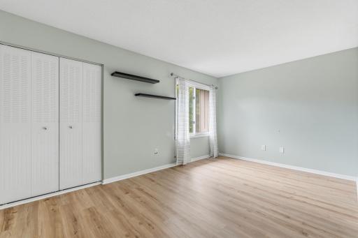 1827 Yuma Lane N, Minneapolis, MN 55447