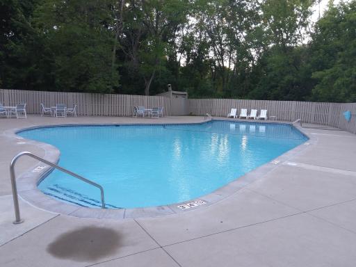 1827 Yuma Lane N, Minneapolis, MN 55447