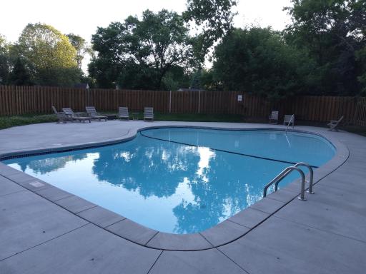 1827 Yuma Lane N, Minneapolis, MN 55447