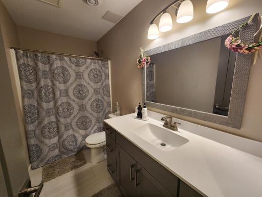 2225 Phoenix Road SW, Rochester, MN 55902