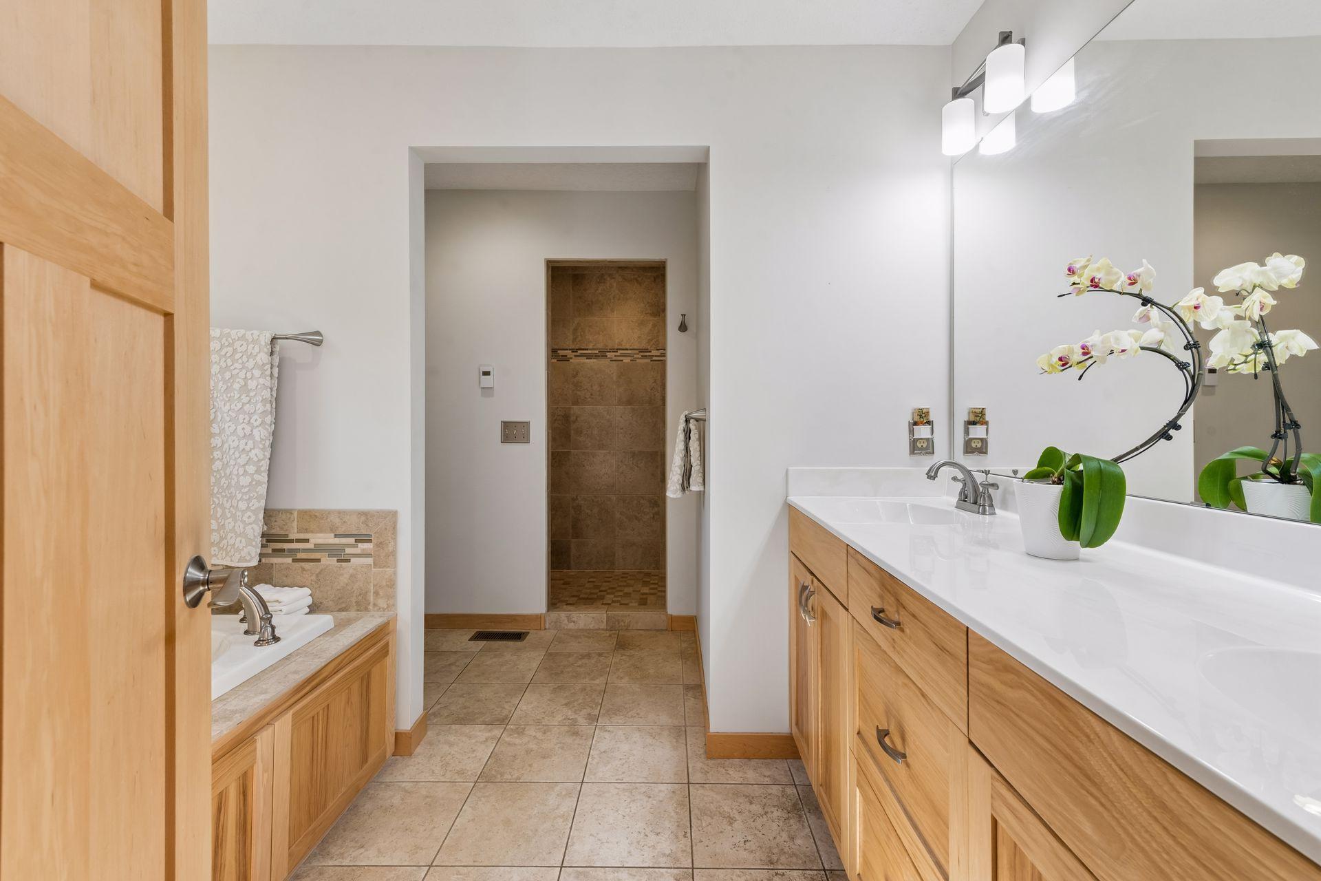 Primary Ensuite with Heated Floors!