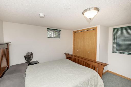 1345 11th Avenue S, Fargo, ND 58103