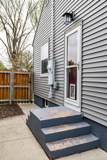 1345 11th Avenue S, Fargo, ND 58103