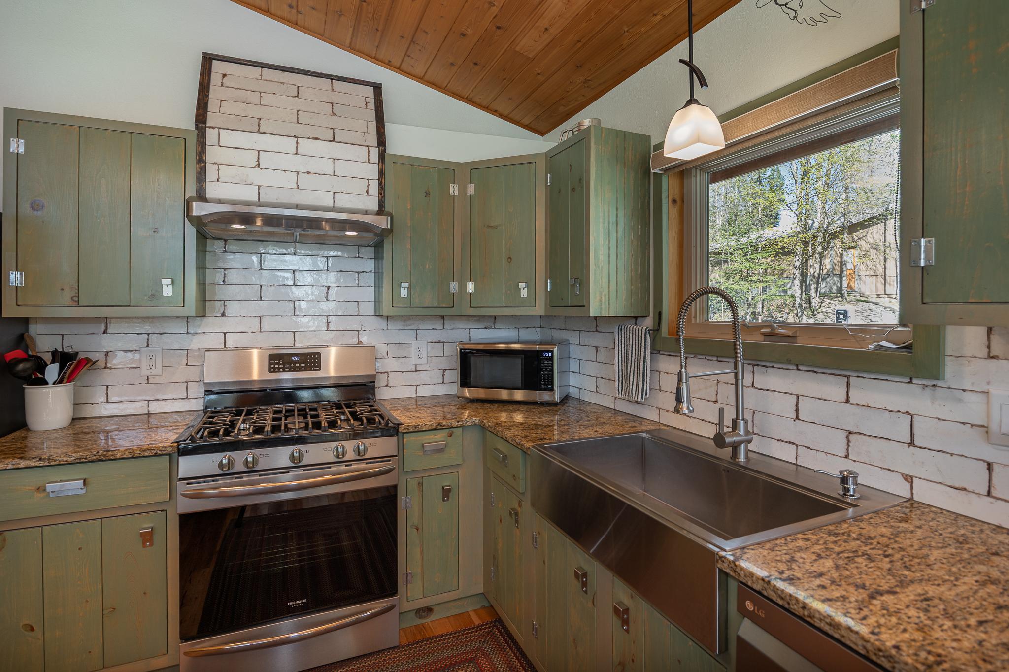 Additional kitchen views