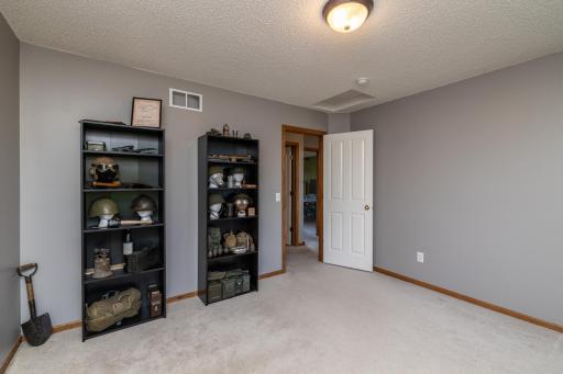 19305 Embers Avenue, Farmington, MN 55024