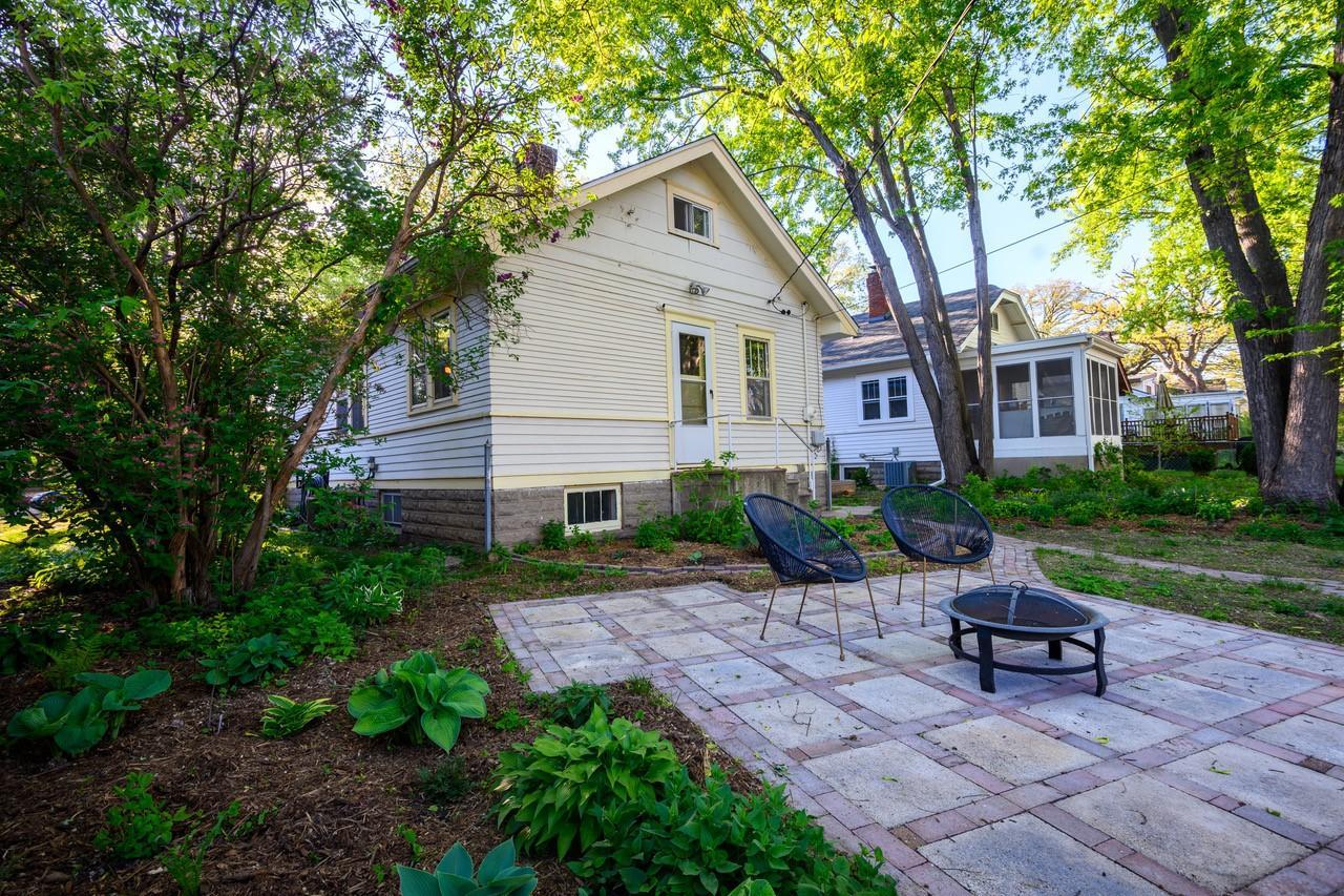 Backyard Patio.jpg