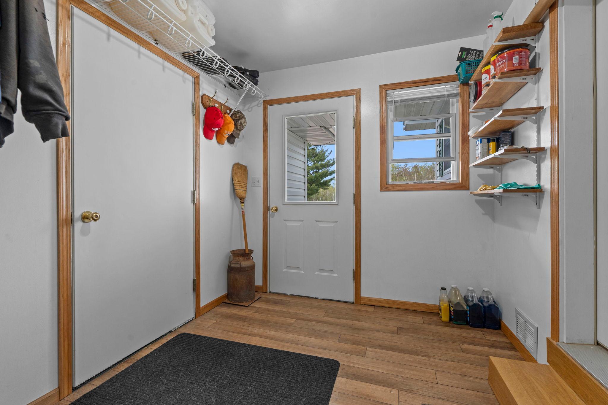 Breezeway between home and attached garage