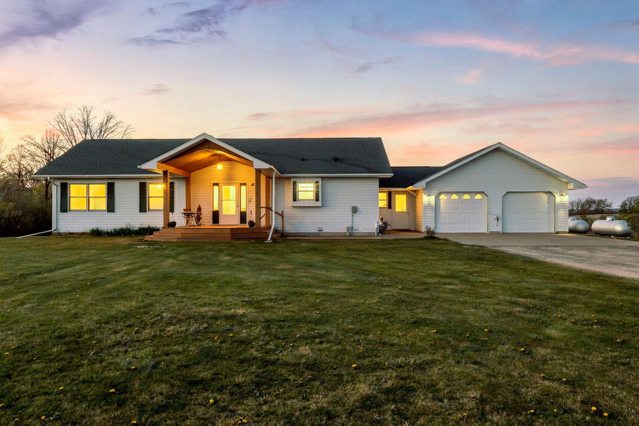 1-web-or-mls-209 30th St-8 copy.jpg