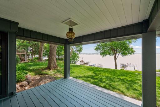 5573 Bartlett Boulevard, Mound, MN 55364
