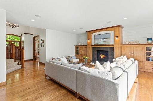 3910 Linden Place, Medina, MN 55340