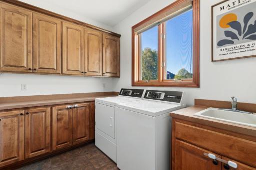 3910 Linden Place, Medina, MN 55340