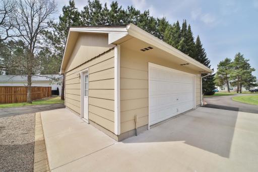 9188 Estate Circle, Brainerd, MN 56401