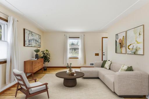 Welcome home to 2021 Worcester Ave! [furnishings in this photo have been digitally added]