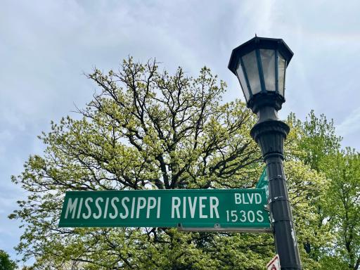 Live just 1 block from the majestic green space of Mississippi River Blvd!