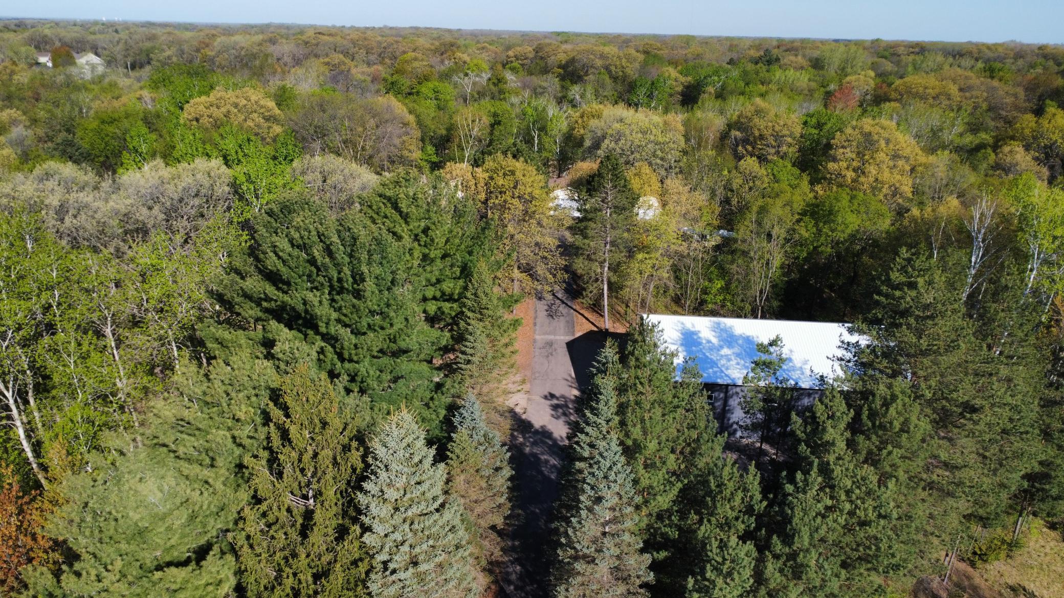 Very Private-heavily treed