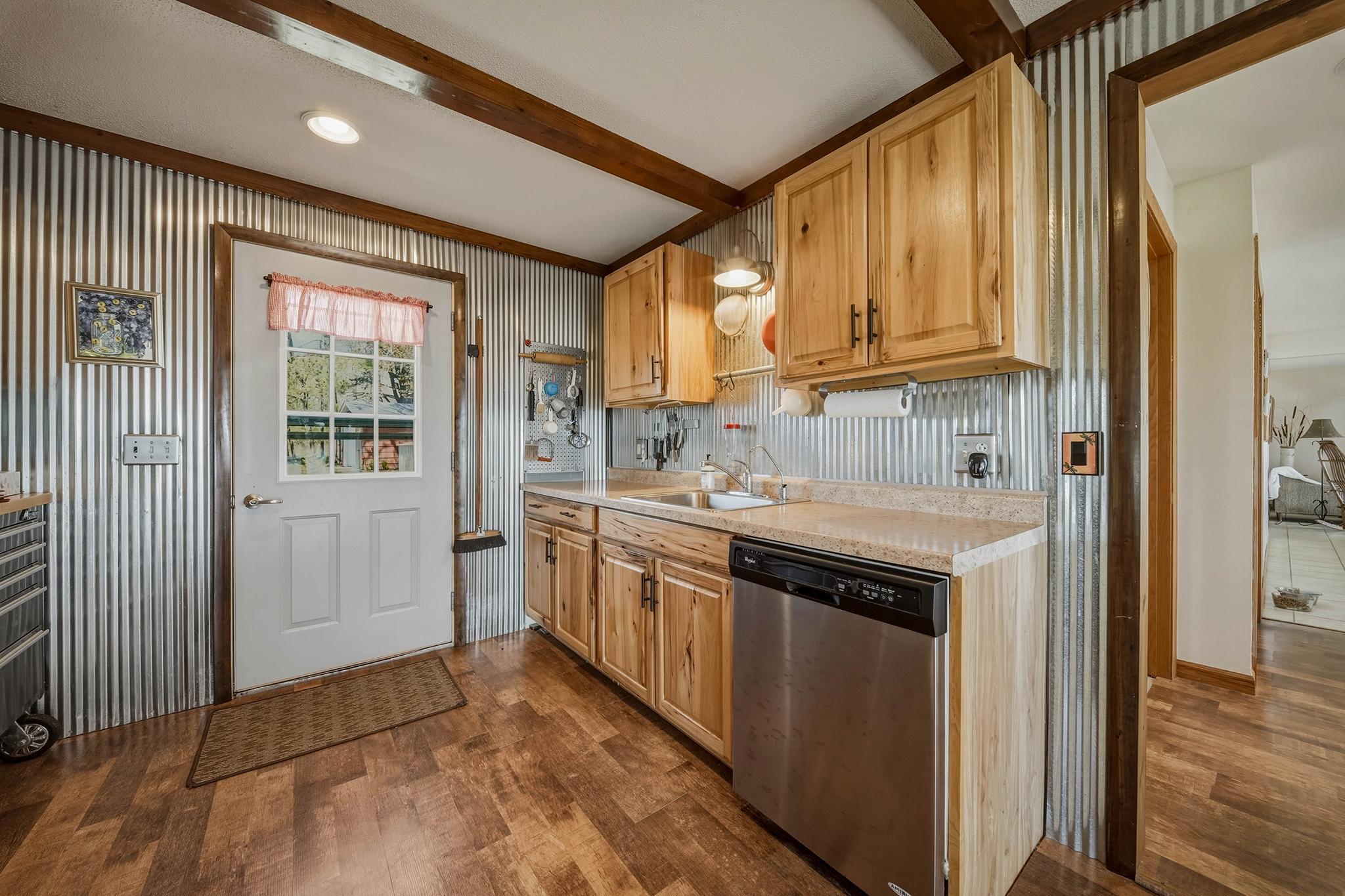 22168 Spirit Lake Rd E Fredrick 12.jpg