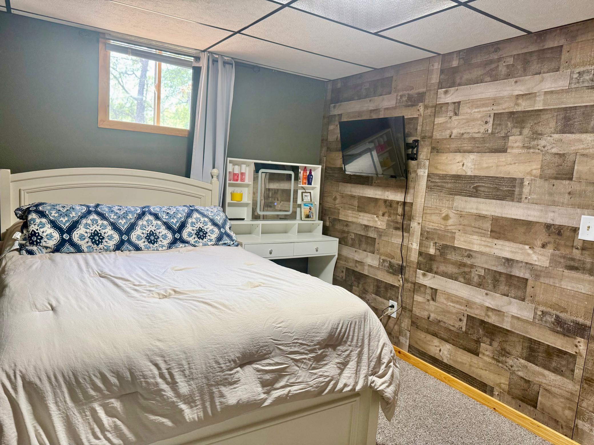 "Non-Conforming" 4th Bedroom
